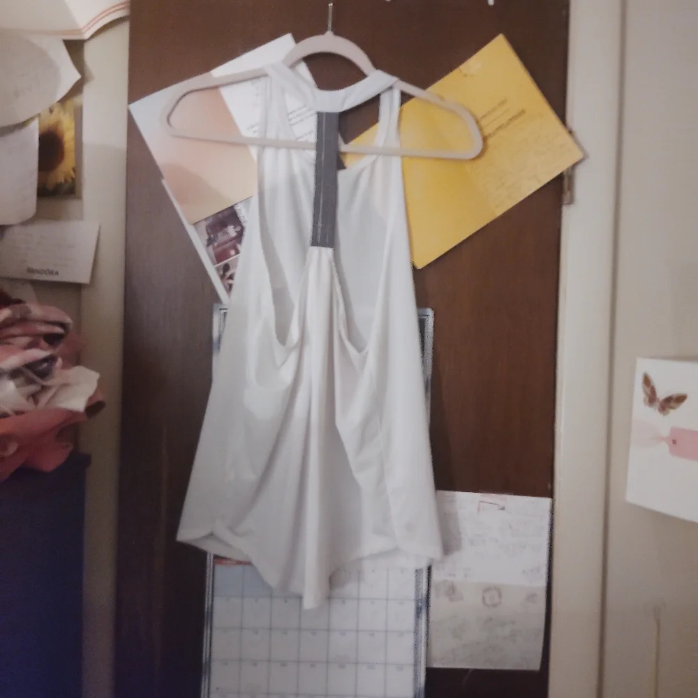 ATHLETA Incline Athletic Tank - Size Medium - Picture 5 of 7